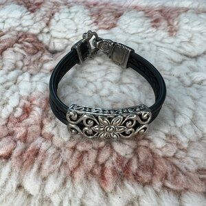 Silver Floral Medallion Leather Bracelet – 7.5” | Magnetic Clasp | Boho Chic